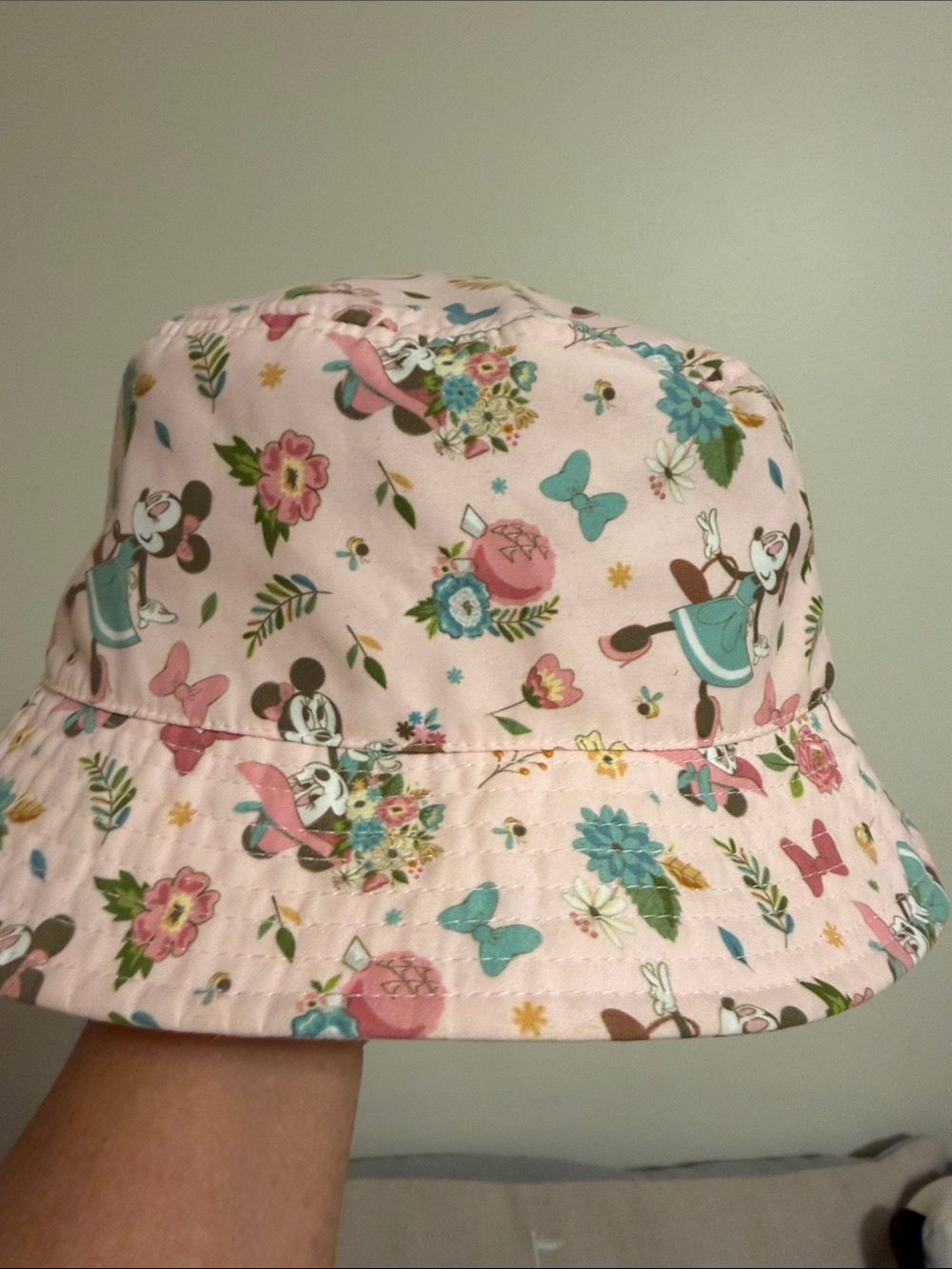 Disney Pink Floral Minnie Mouse Bucket Hat
International flower and garden 2020